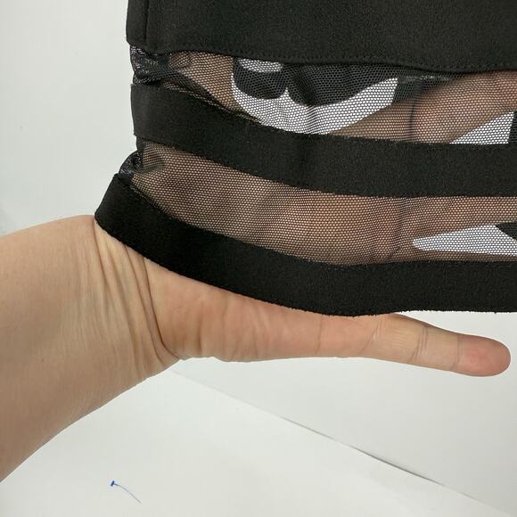 Calvin Klein Black Fit Flare Dress Sleeveless Mesh Hem Size 10 Business Party - Picture 5 of 13